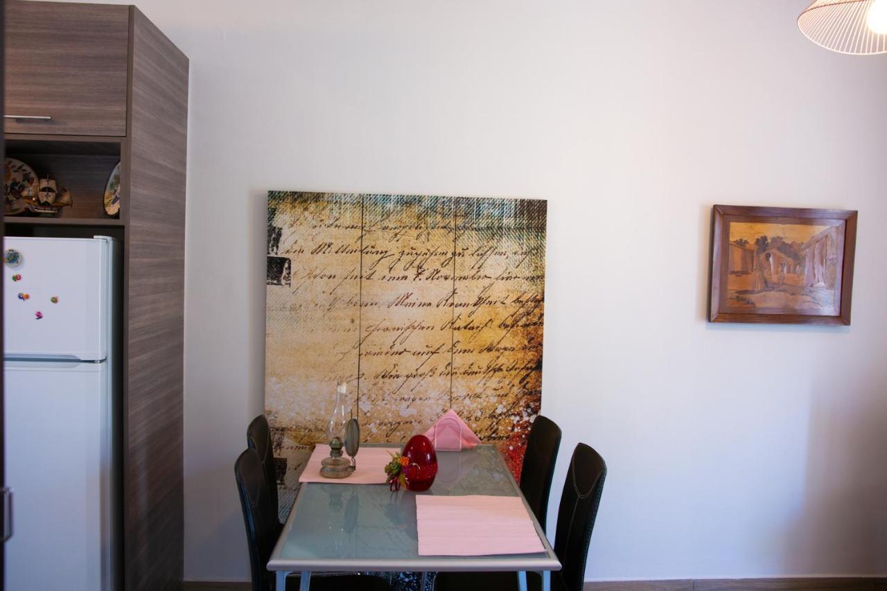 Quality Apartment In Aegaleo เอเธนส์ ภายนอก รูปภาพ